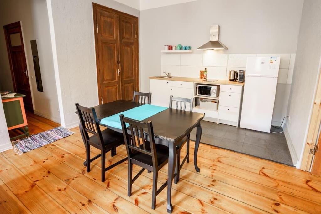 Two Bedroom Ausekla Apartment Liepāja Exteriér fotografie